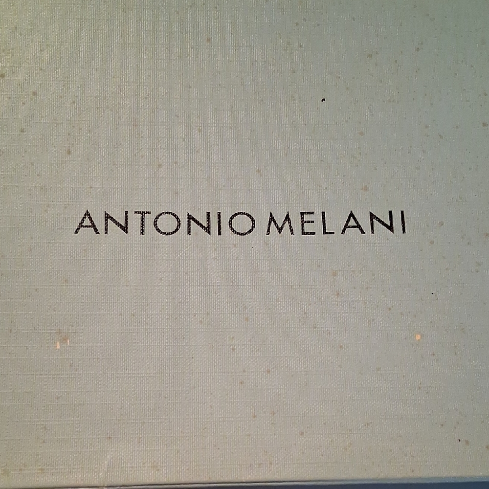 Antonio Melani Elegant Cream Fabric